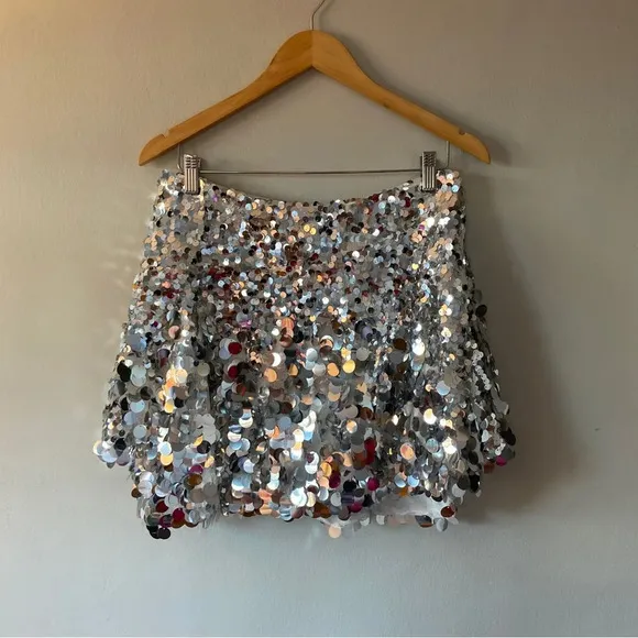 Free People Can’t Get Enough sequin skirt Size 10 NWOT