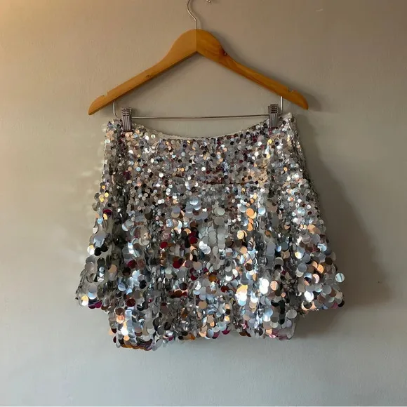 Free People Can’t Get Enough sequin skirt Size 10 NWOT
