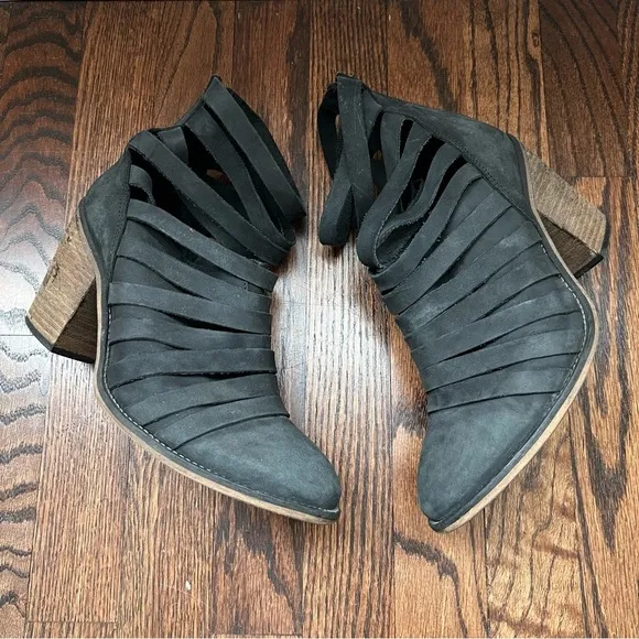 Free People Hybrid Strappy Suede Leather Boots Booties Heels Size 40 US 9-9.5,