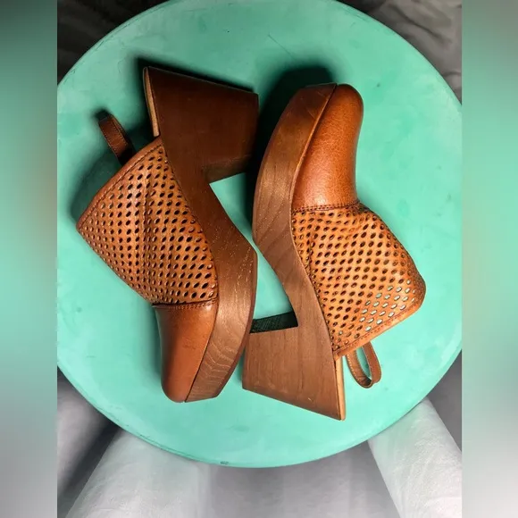 Free People Logan Clog | 39