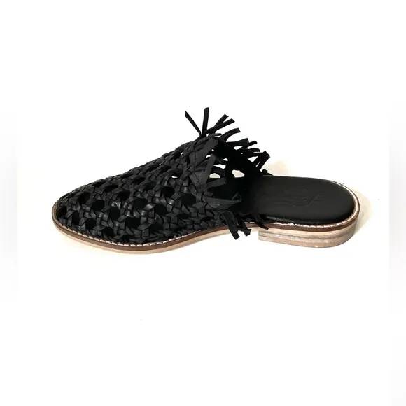 Free People Mirage mules slides black size 7.5