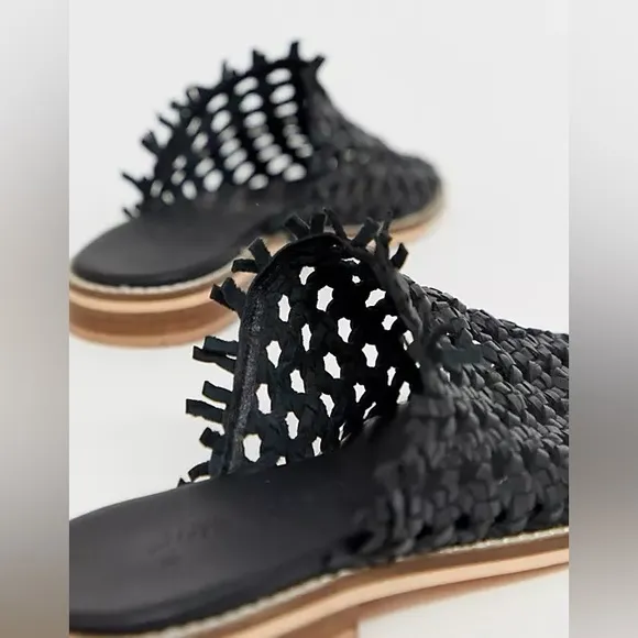 Free People Mirage mules slides black size 7.5