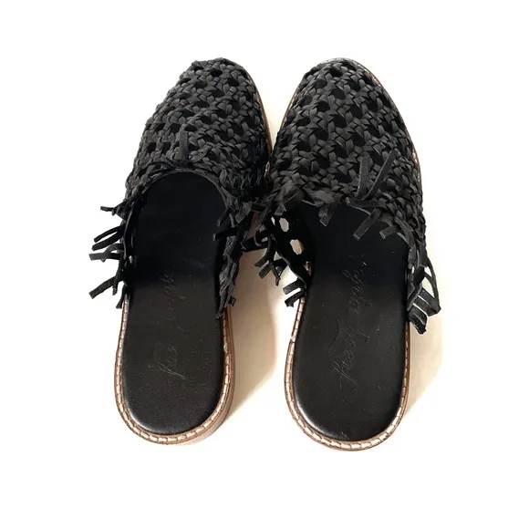 Free People Mirage mules slides black size 7.5