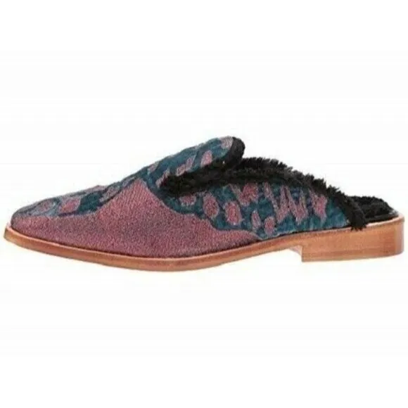 Free People Mules Shoe Butterfly Effect Size 9 US 39 EU Red New In Box
