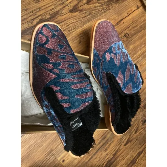 Free People Mules Shoe Butterfly Effect Size 9 US 39 EU Red New In Box