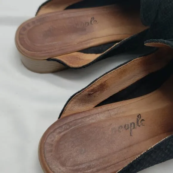 FREE PEOPLE SUEDE SLIP ON MULES made in ITALY size 38 BLACK