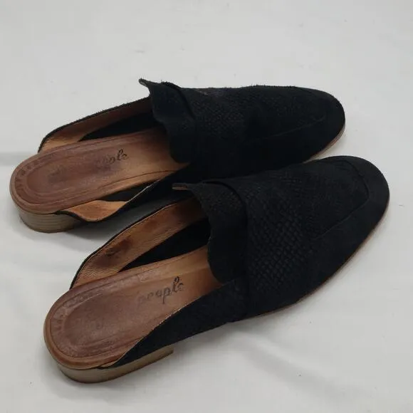 FREE PEOPLE SUEDE SLIP ON MULES made in ITALY size 38 BLACK