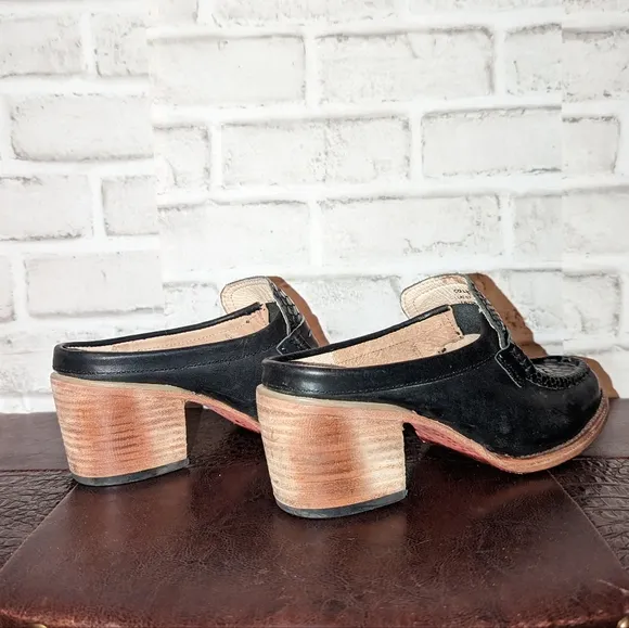 FreeBird Collins Black Leather Snake Embossed Mules size 8