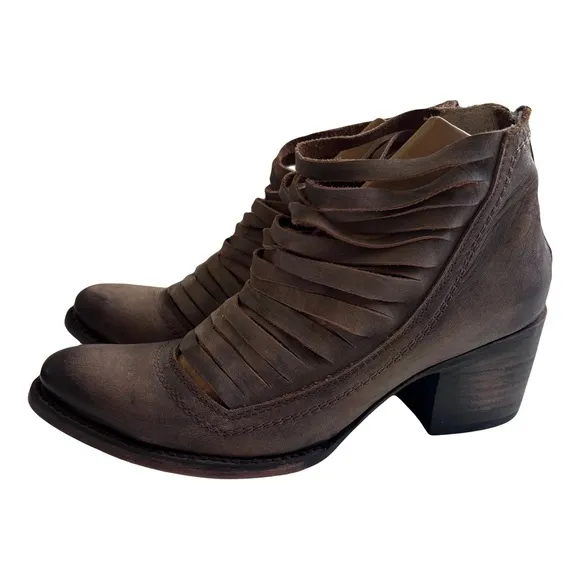 Freebird Sabra ankle boots