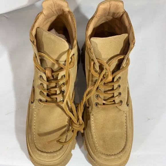 FREE PEOPLE DAWN HIKER BOOT NEW TAN SIZE 40
