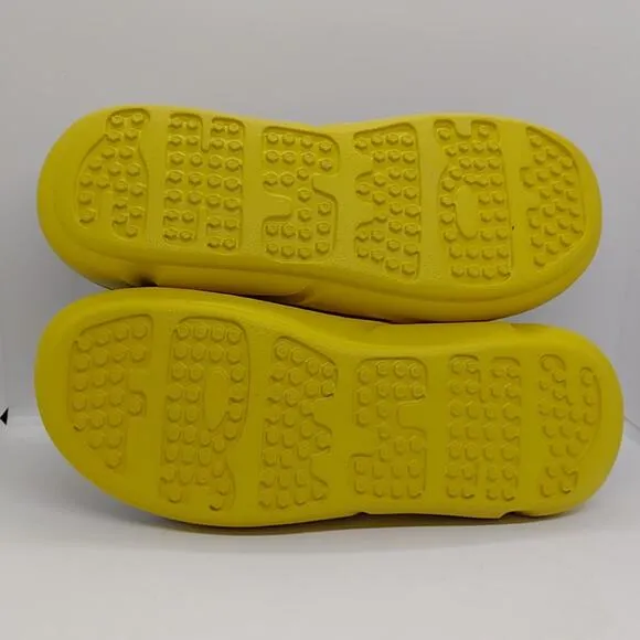 Freshy Cali Slides Womens NEW w/Tags &amp; Box Purple Athletic &amp; Beach - sz. 10 1/2