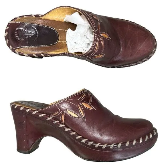 Frye Women’s Charlotte Mahogany Leather Laser Cut Out Heeled Mule Clogs Size 6 M