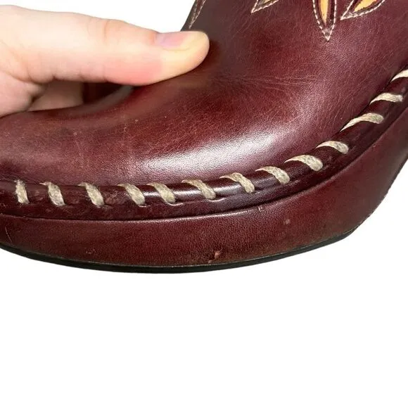Frye Women’s Charlotte Mahogany Leather Laser Cut Out Heeled Mule Clogs Size 6 M