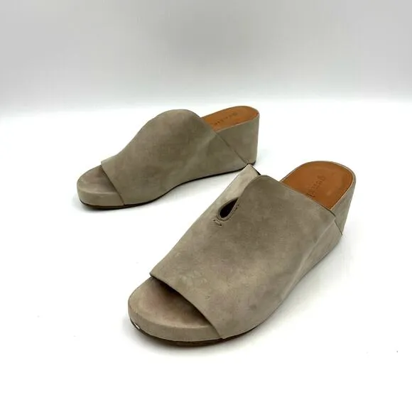 Gentle Souls by Kenneth Cole Gisele 65 Suede Mules Gray Leather