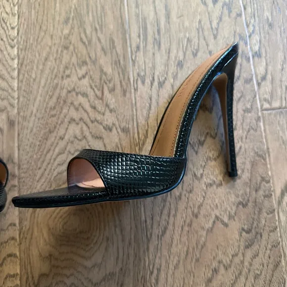Gia Black Reptile Vegan Mules Size 8.5