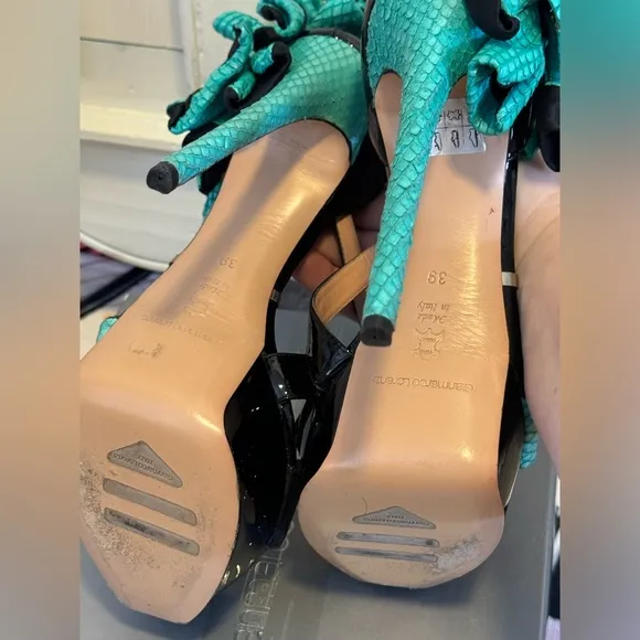 Gianmarco lorenzi Italy black and teal snake print fashion high heels