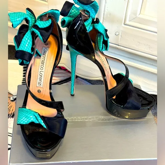 Gianmarco lorenzi Italy black and teal snake print fashion high heels