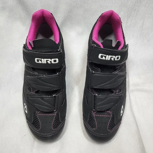 GIRO Riela cycling shoes.