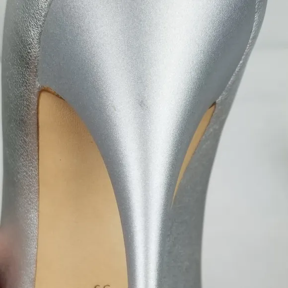 Giuseppe Zanotti Metallic Heels Pumps size 39