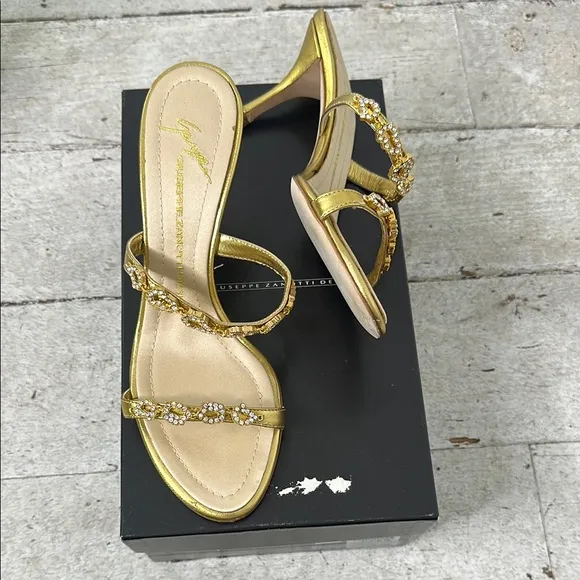 Giuseppe Zanotti Y2K Golden Strappy Bling Heels Size 7.5