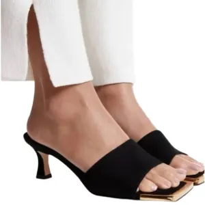 Good American Square Toe Kitten Heels In Black Suede