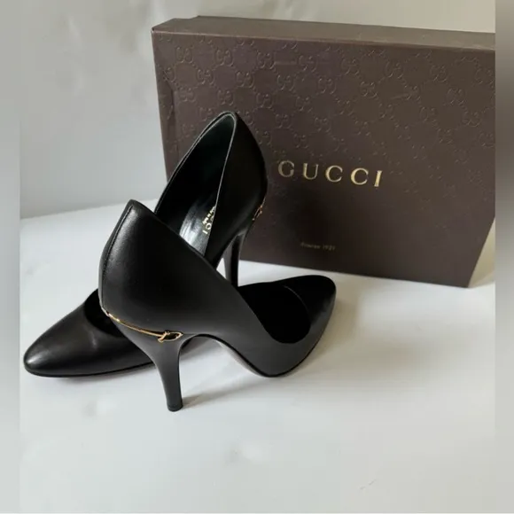 GUCCI black horsebit round toe leather pumps 310183 w/dust-bag &amp; box - sz.38=US8