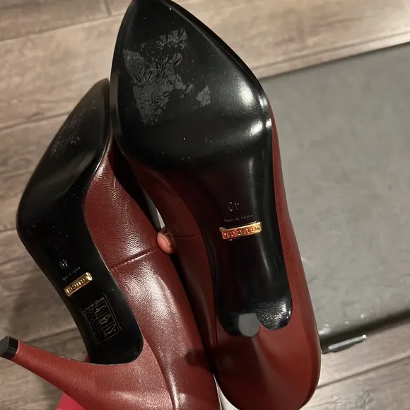 Gucci pumps NEW size 40 ❤️Blanca pointed toe pumps