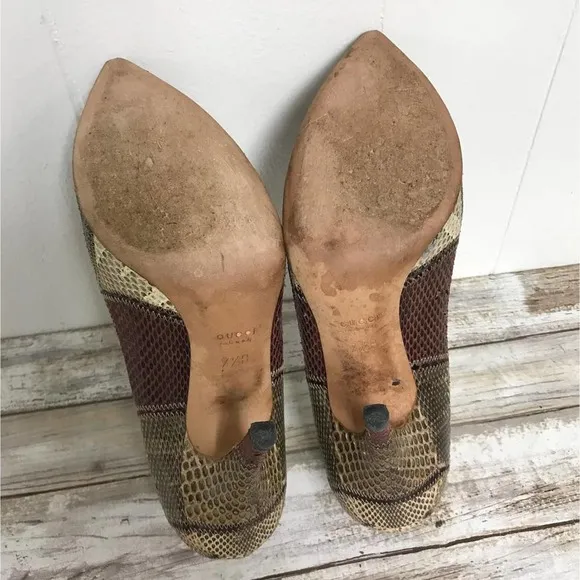 Gucci Snakeskin Leather Pointed-Toe Pumps 7.5 B