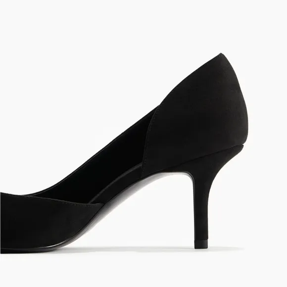 H&amp;M Women’s Pumps Black Covered Heels new with tag