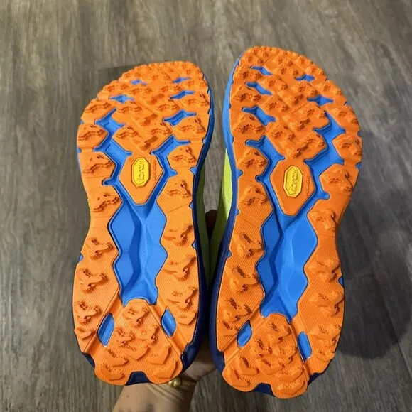 HOKA ONE ONE Speedgoat 5 Green Citrus 1123157-CGEP Trail Running Shoes 9 SAMPLE