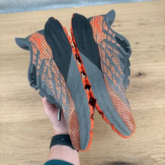 Hoka One One Youth Speedgoat 5 Trail Running Shoes Size 4.5MD EU37 1/3 Orange