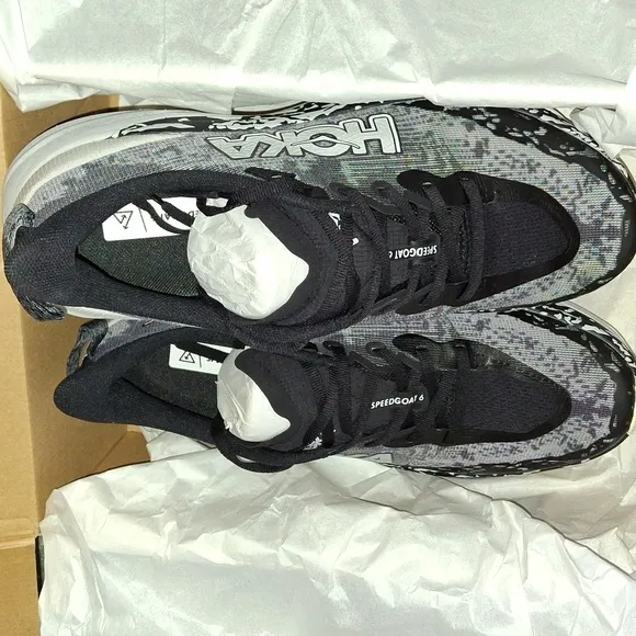 Hoka Speedgoat 6 Trail Running Shoes for Men Color: Black Stardust Size: 9.5D