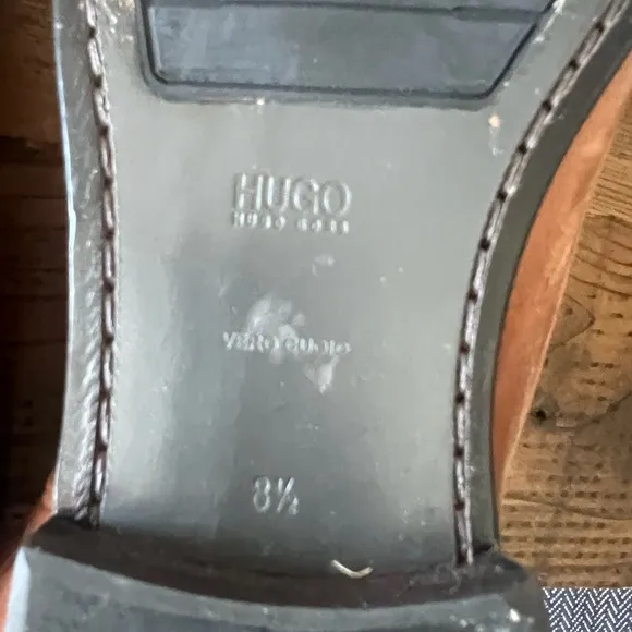 HUGO Brown Leather Oxfords Sleek Design
