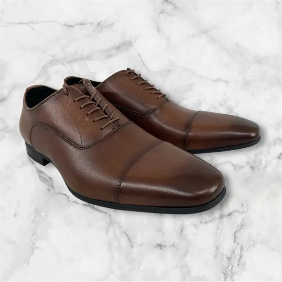 INC International Concepts Brown Oxford Shoes Cap-Toe Design