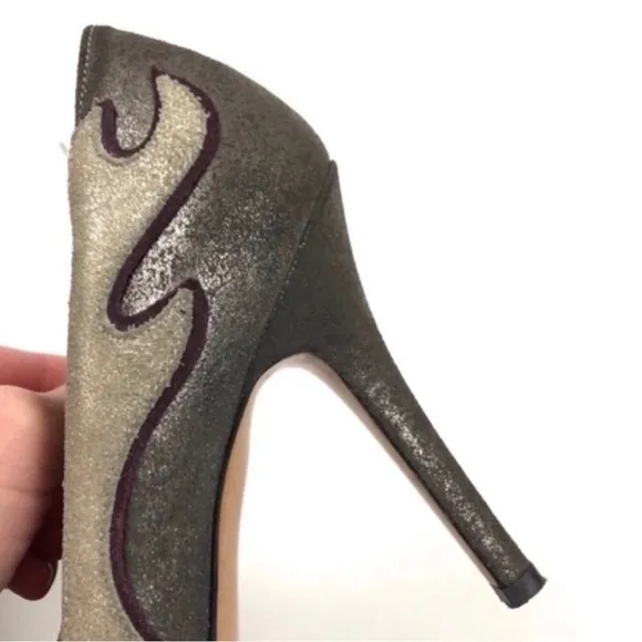Isabel Marant Étoile Gilby Metallic Flame Pumps