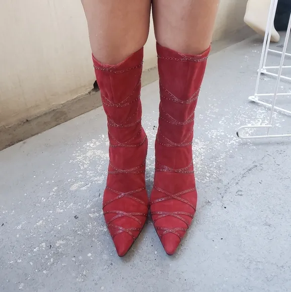 Isabella Fiore vtg 90s mid calf red suede pointed toe booties kitten heel bootie