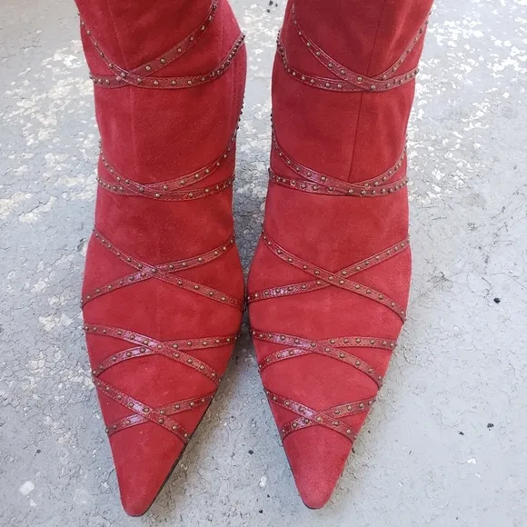 Isabella Fiore vtg 90s mid calf red suede pointed toe booties kitten heel bootie