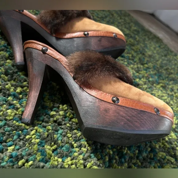 ITALOBALESTRI Fur and Suede Heeled Mules with Wooden Platform - Size 39 (US 8)