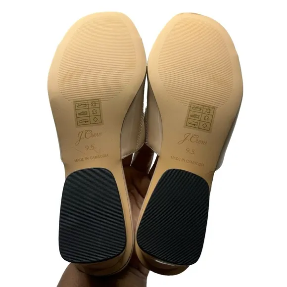 J Crew 1997 New Patent Leather Mules Neutral Peep Toe Minimalist Tan Size 9.5