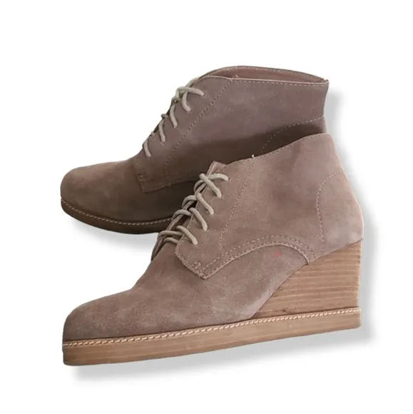 J. Jill Platform Chukka Wedge Boots 9.5 Ankle Booties Tan Suede Lace Up Oxfords