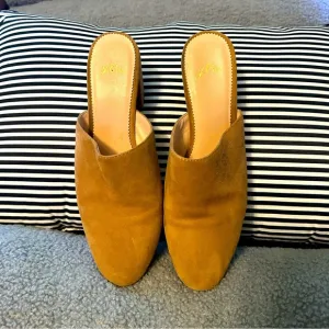JCREW- Suede Mules