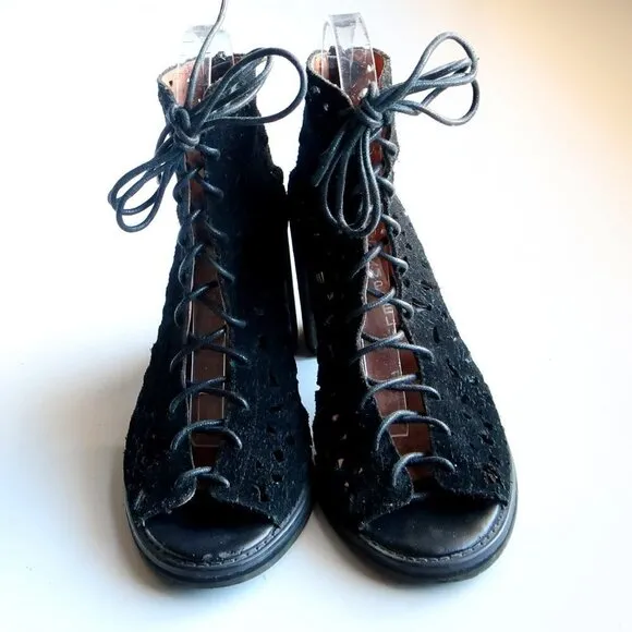 Jeffrey Campbell Black Suede Leather Block Heel Lace-up Sandals Bootie Shoes 8.5