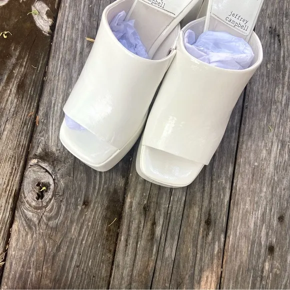 Jeffrey Campbell Luna Love Ivory Patent Leather Platform Mules Sandals Size 9