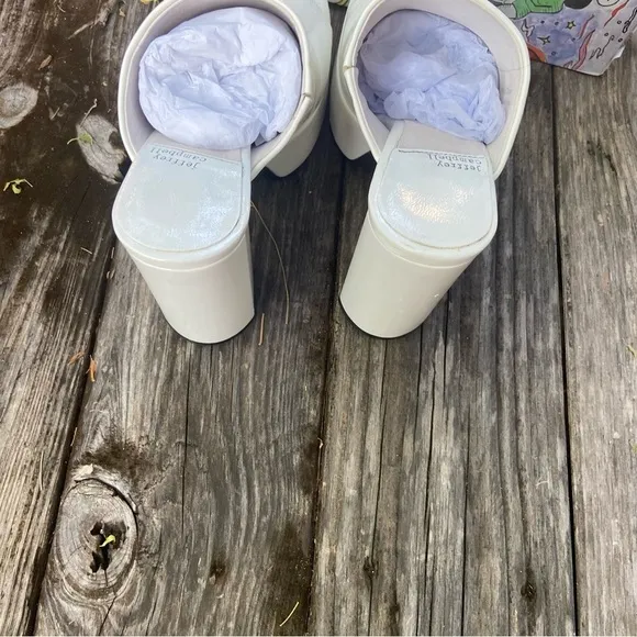 Jeffrey Campbell Luna Love Ivory Patent Leather Platform Mules Sandals Size 9