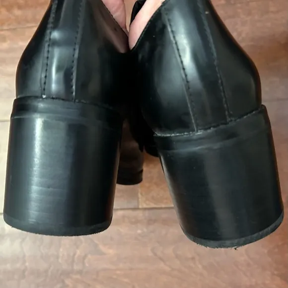 Jeffrey Campbell Wilhelm Box Silver Black Heeled Loafers, Pointed Toes, Size 8