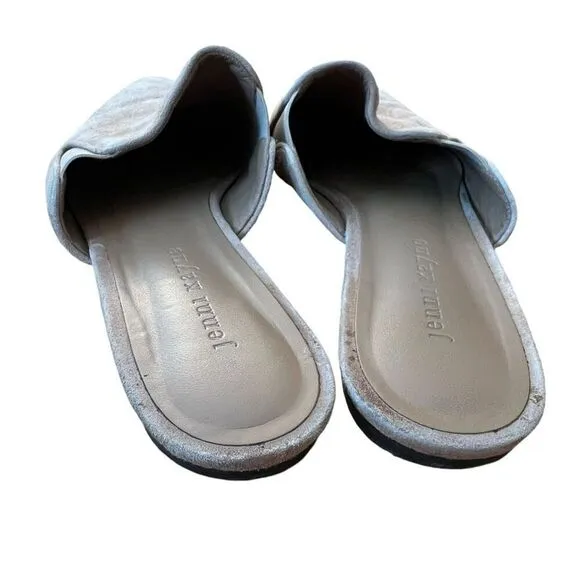 Jenni Kayne Suede Pointed Toe Mules Size 40 US 10