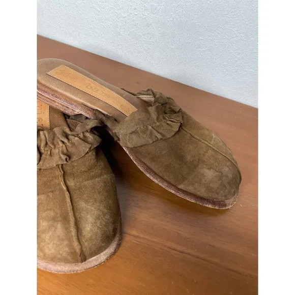Jim Barnier ruffle suede slide mules tan 9