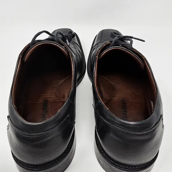 Johnston &amp; Murphy Dobson Black Leather Cap Toe Sheepskin Lining Mens Size US 11