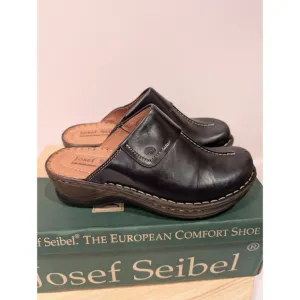 Josef Seibel Carole Black Leather Comfort Slip On Heeled Clogs Womens 6.5 EU 37
