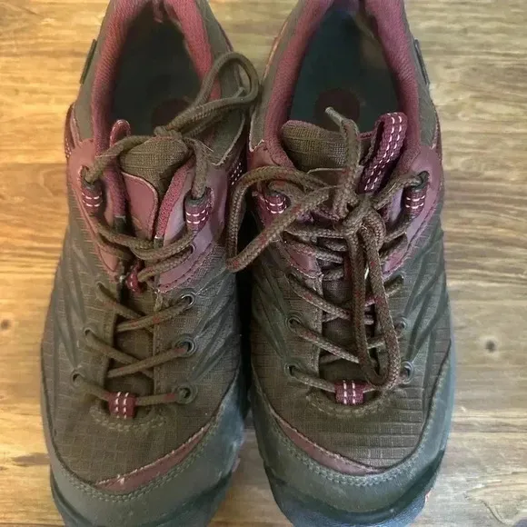 Keen Dry Womens Waterproof Hiking Trail Shoes Brown Plum GTS Sz 6 Keen Dry 0613
